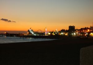 어드벤처 아일랜드에서 바라본 사우스엔드에 지는 저녁 노을