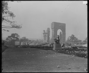 화재 이후의 가든 팰리스