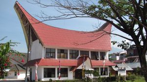 통코난 양식으로 지어진 란테파오의 행정 건물