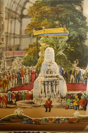 레인의 망원경 시점: 빅토리아 여왕의 만국 박람회 개막식 내부 전경