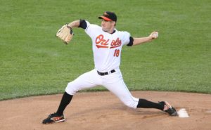 2008년 볼티모어 오리올스에서 투구하는 올슨
