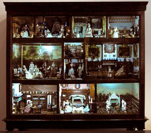 페트로넬라 데 라 코트의 네덜란드 캐비닛 인형의 집, 암스테르담 1670-1690, 센트랄 박물관 전시