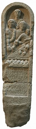 켈트-라틴 묘비 - 갈리시아에서 발견, 2세기, "CELTICA SUPERTAM(arica)" 언급
