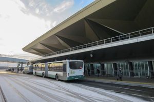 1번 터미널 근처의 버스