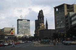 카이저 빌헬름 기념 교회와 유럽 센터, 1985년