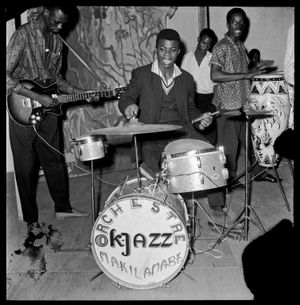 레오폴드빌의 TPOK 재즈(TPOK Jazz) 드러머