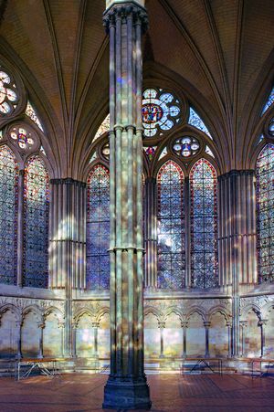 챕터 하우스 내부