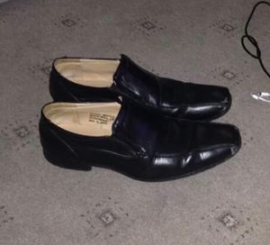 Matalan에서 판매하는 슬립온 슈즈 한 켤레