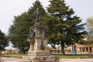 조지 에반스 기념비