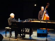 재즈 콘서트에서 피아노를 연주하는 만년의 르그랑 (2017년 7월)