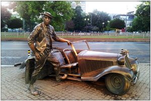 모스크바의 니쿨린 기념비