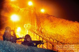 GOP 경계 근무 중인 제5보병사단 장병들