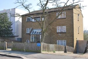 본 스콧 사망 장소인 런던 이스트 덜위치 67 Overhill Road