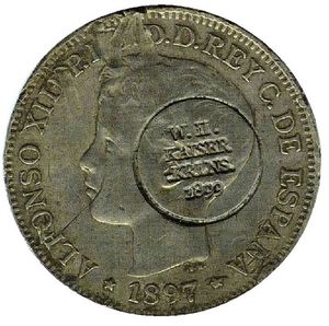 19세기 말 캐롤라인 제도에서 사용된 스페인 통화. 1899년 스페인이 독일에게 섬을 양도한 후 만들어진 독일 원형 펀치를 참고하십시오.