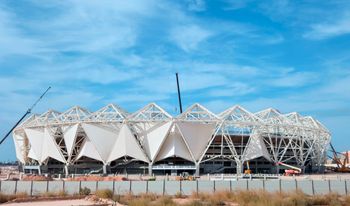 2024년 10월 현재, 보수 공사 중인 벵가지의 주요 축구 경기장