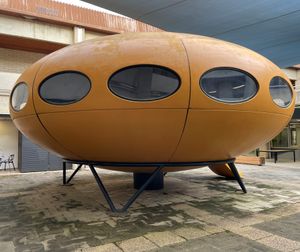 복원된 푸투로 하우스가 5동 안뜰에 위치