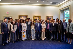 팜 민 찐 총리, 조지타운 대학교