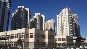 페타 티크바의 주거용 고층 건물