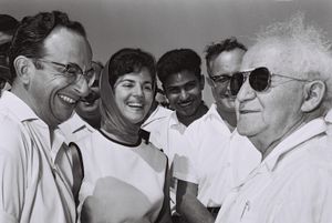 나본과 그의 아내 오피라, 다비드 벤구리온