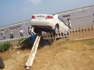 첸나이 해변의 피해.