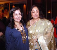 옴 샨티 옴 오디오 출시 행사에서 파라 칸과 함께한 키론 케르 (2007년)