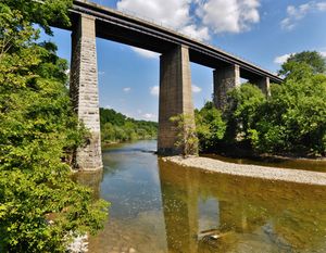 험버강을 가로지르는 철교