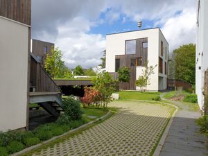 네덜란드의 투수성 도로에 사용되는 잔디 포장재