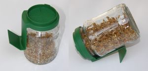 발아 유리(유리 발아기)와 플라스틱 체 뚜껑