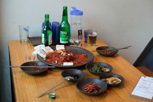 서울특별시의 한 식당에서 남은 점심 음식