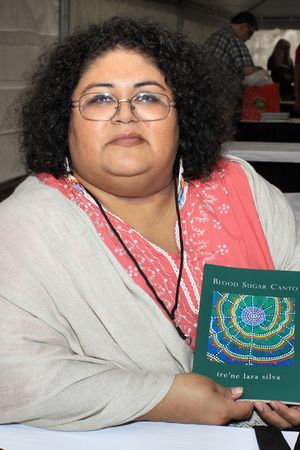 치카나 페미니스트 시인 아이린 로라 실바 (2016)