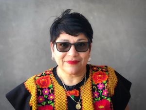 알마 로페스 (2020)