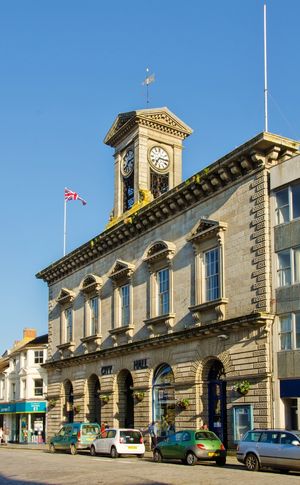 콘월 홀 북쪽 정면