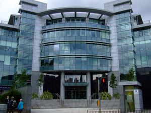 에든버러 시내에 있는 스코틀랜드 은행 사무실