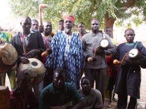 나바 좀브 웝고, 안뎀텐가