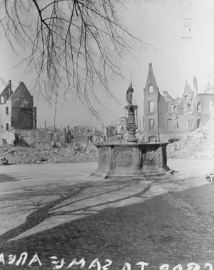 1945년 4월 힐데스하임 시청 광장