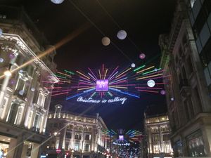 2018년 옥스퍼드 스트리트 크리스마스 장식