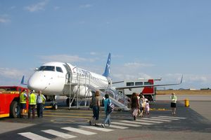 다윈 국제공항의 에어노스 항공기