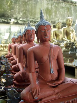 부라나타이 불상 주조소