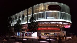 IFS 클라우드 그리니치 반도역 야경