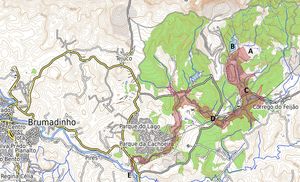 댐 붕괴 후 토사 흐름의 경로