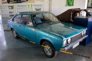 최초의 에탄올 연료 자동차인 크라이슬러/닷지 1800 (브라질 항공우주 기념관에 전시)