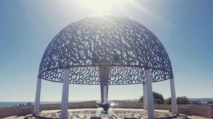 645명의 잃어버린 영혼을 나타내는 갈매기