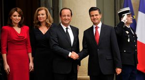 페냐 니에토, 올랑드와 2012년 파리에서 만난 배우자들.