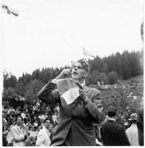 1952년 솔레프테아에서 열린 중앙당 회의에 참석한 펠딘