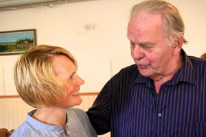 2011년, 중앙당 정치인 안나카린 하트와 펠딘.