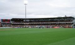 2009년 호손 대 브리즈번 AFL 경기 중 건스 스탠드