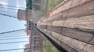 파티알라의 쉬쉬 마할 현수교