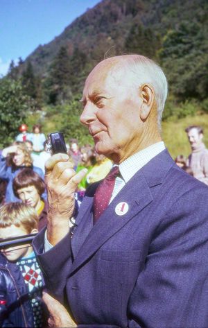 1960년대 후반 베르겐에서 열린 정치 집회에 참석한 게르하르센