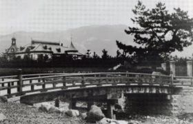 쿠하라 후사노스케의 저택과 다리