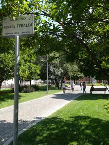 레나타 테발디에게 헌정된 밀라노 정원